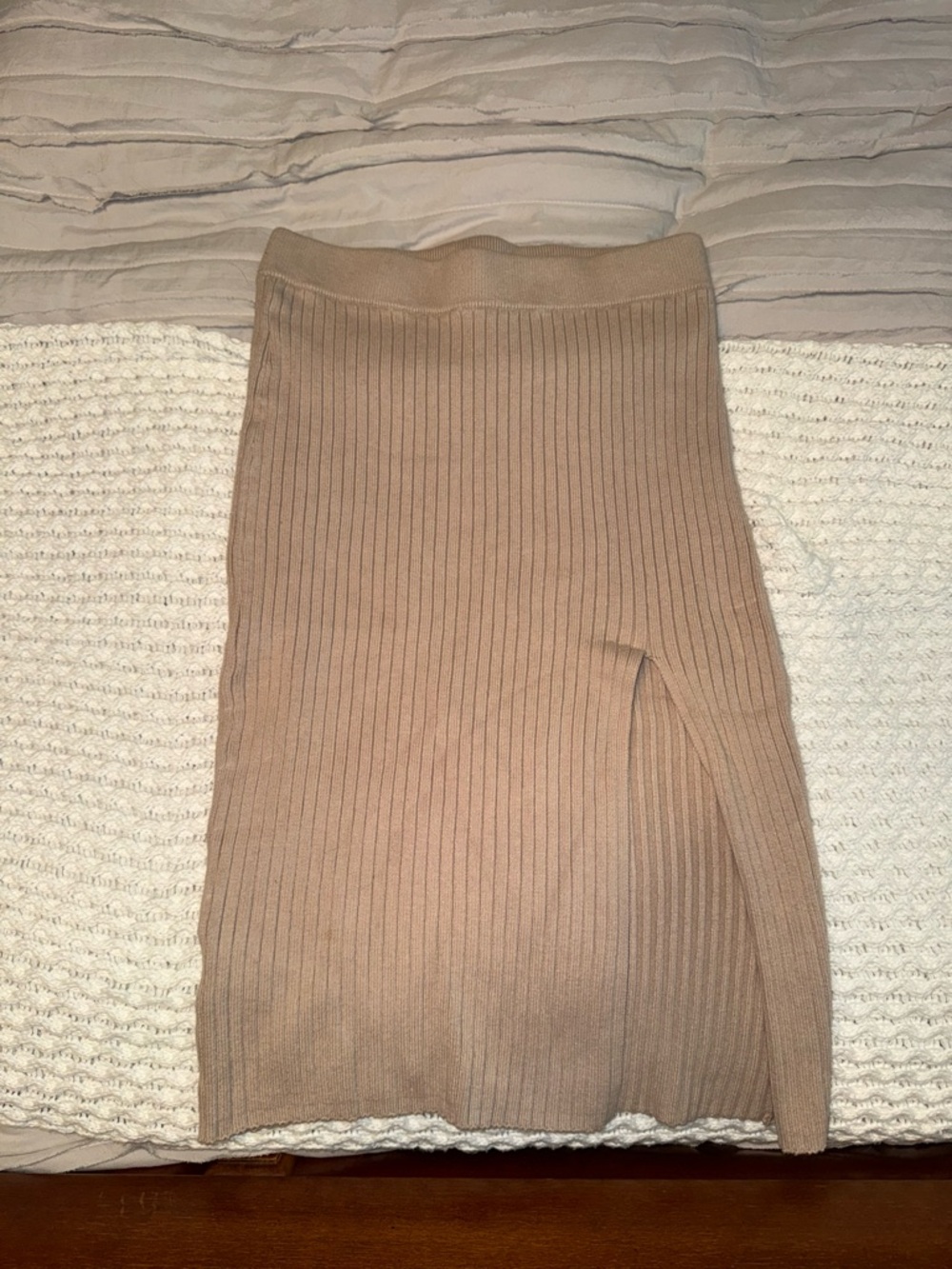 Abercrombie & Fitch Ribbed Midi Skirt in Tan with Side Slit